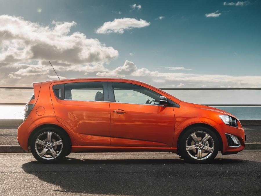  Chevrolet Sonic RS 2013 года  (ZA) (фото 12 из 13)